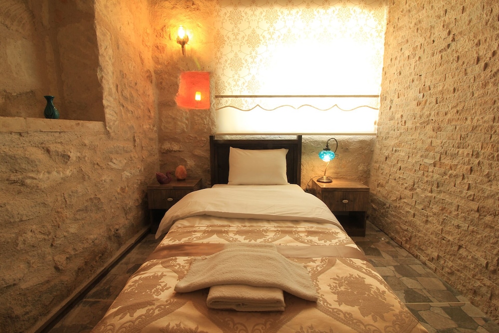 Twin Room - Photo 14