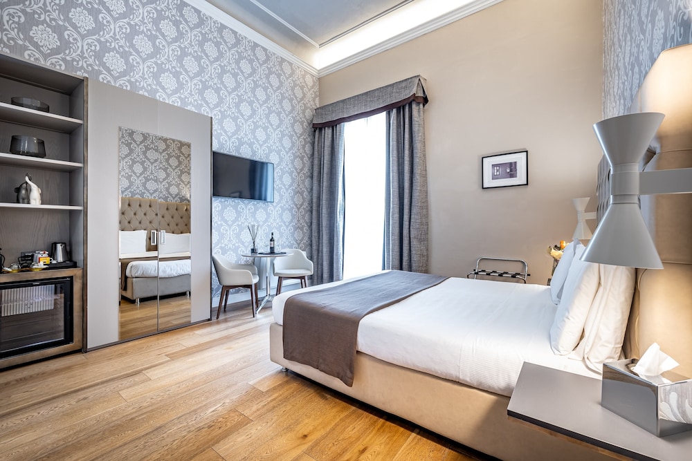 Deluxe Double or Twin Room photo 2
