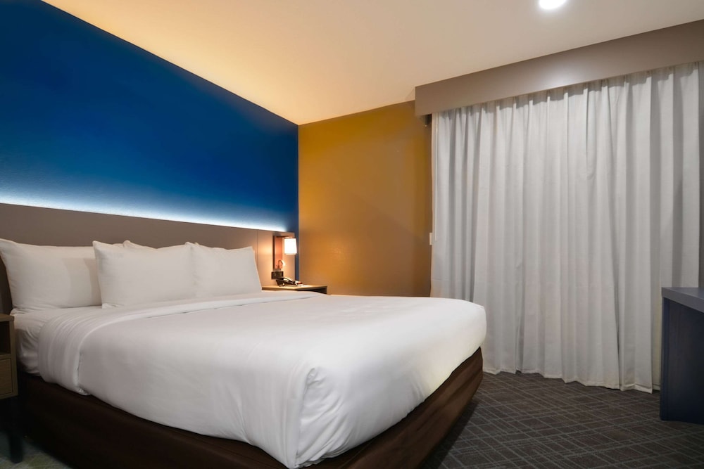 Comfort Inn & Suites Moreno Valley near March Air Reserve Base, Zdjęcie 4
