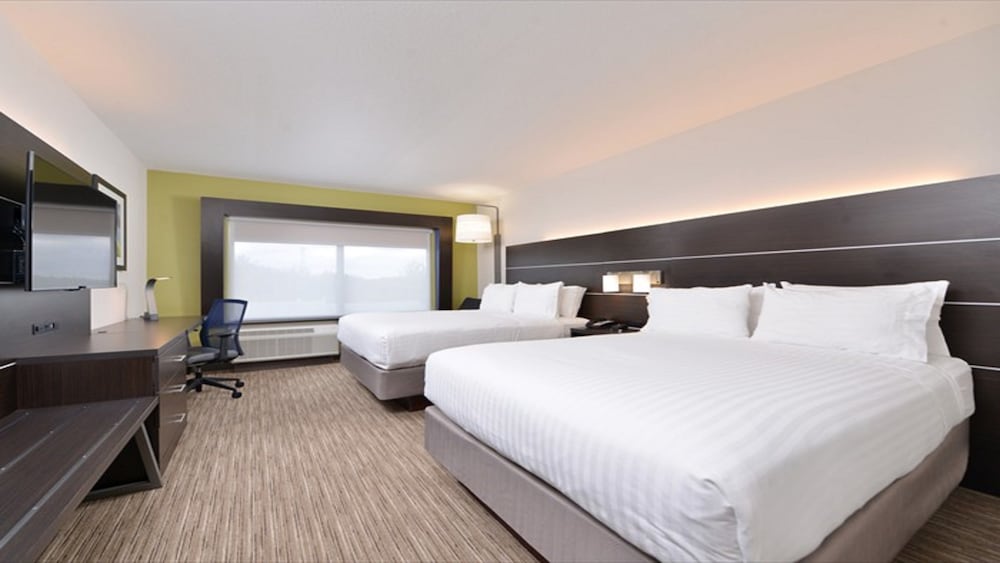 Suite, Multiple Beds photo 2