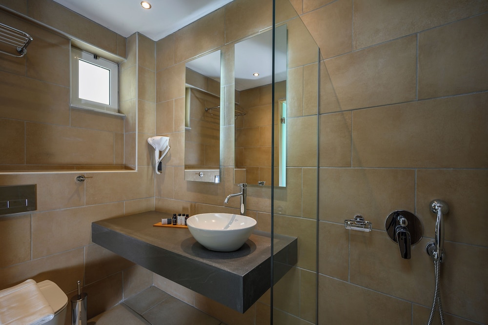 Deluxe Double Room - Photo 2