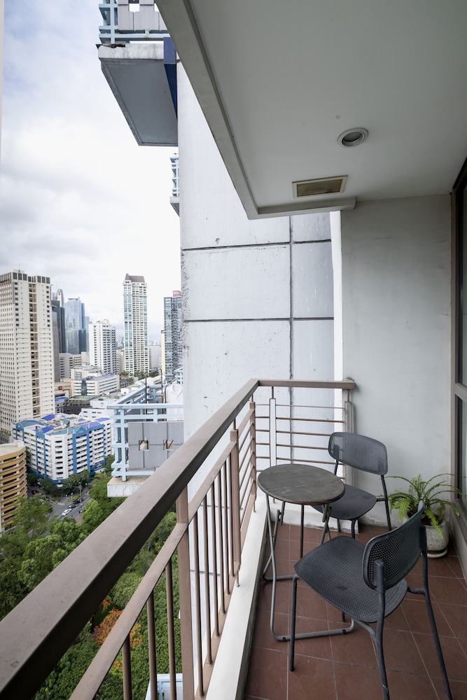Studio Apartment - Photo 6