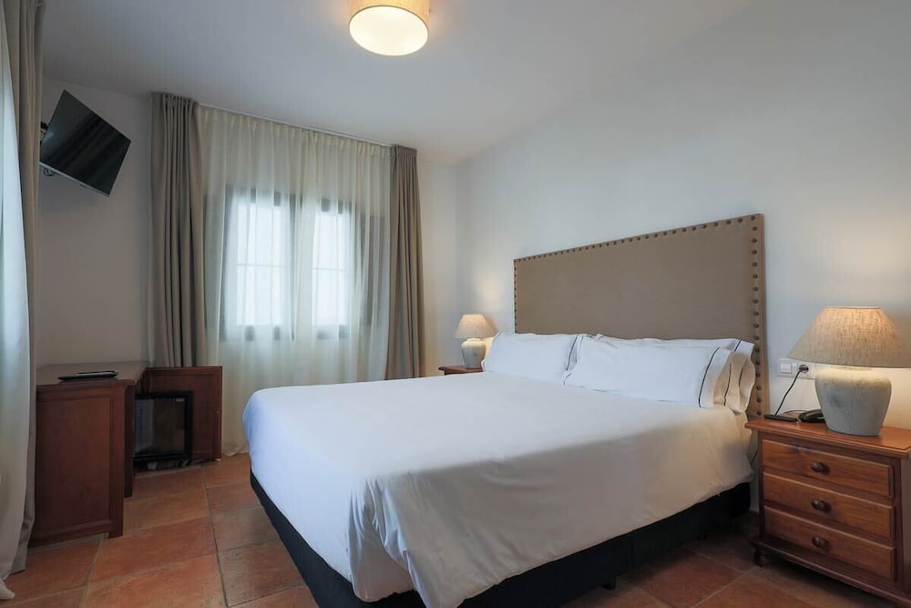 Superior Double Room - Photo 1
