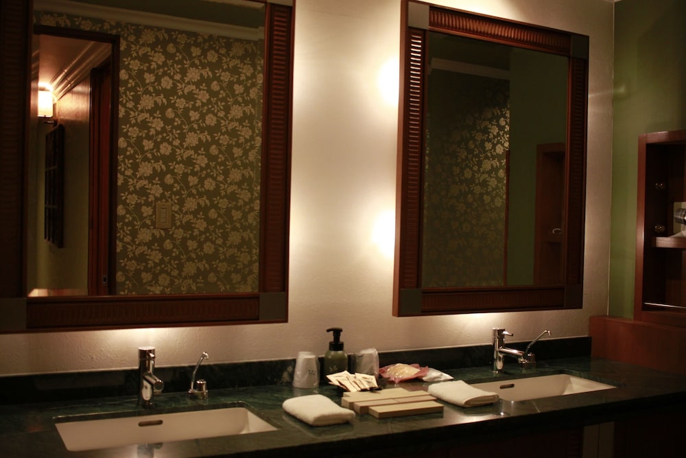 Deluxe Double Room, 1 Queen Bed, Non Smoking, Private Bathroom photo 3