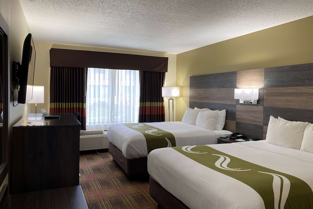 Room, 2 Queen Beds, Non Smoking - Photo 2