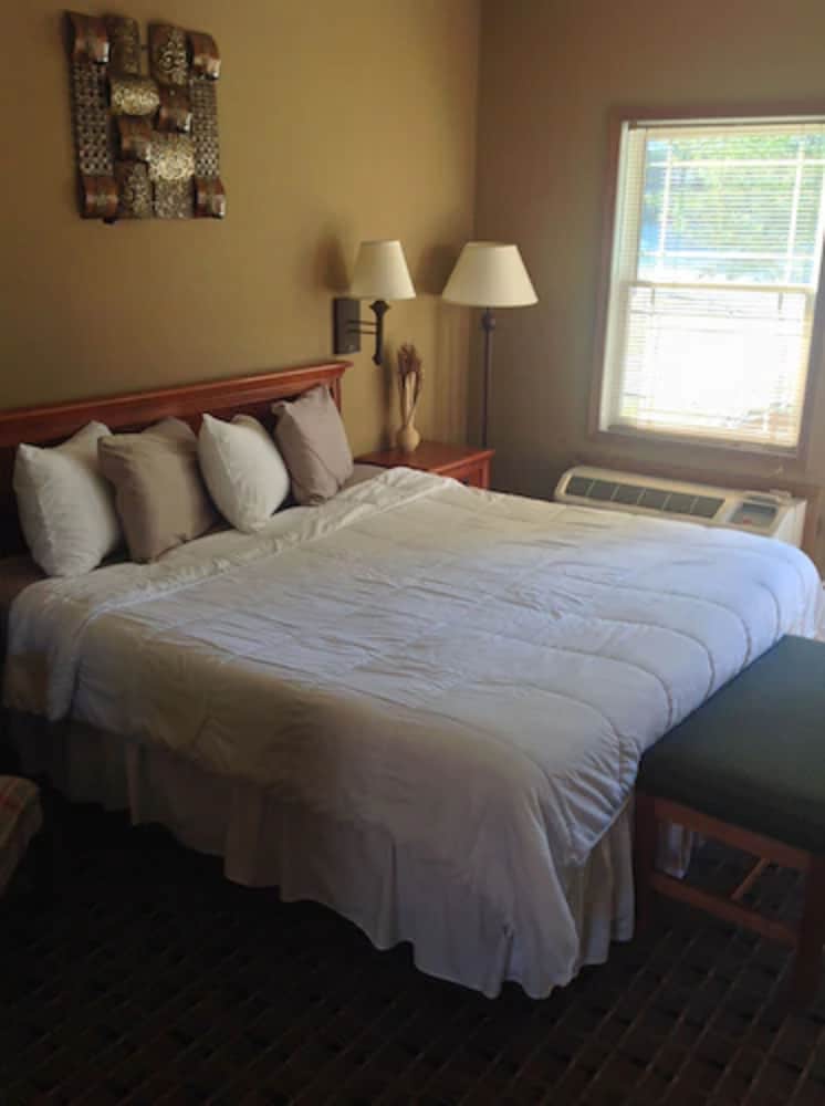 Villa, 1 King Bed, Kitchenette photo 2
