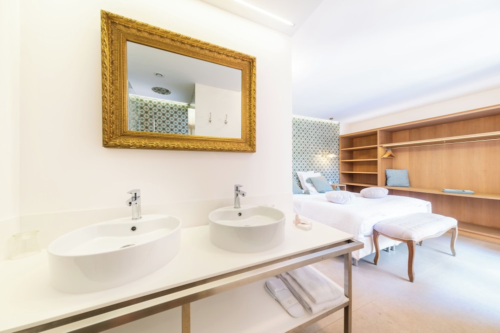 Comfort Double Room - Photo 9