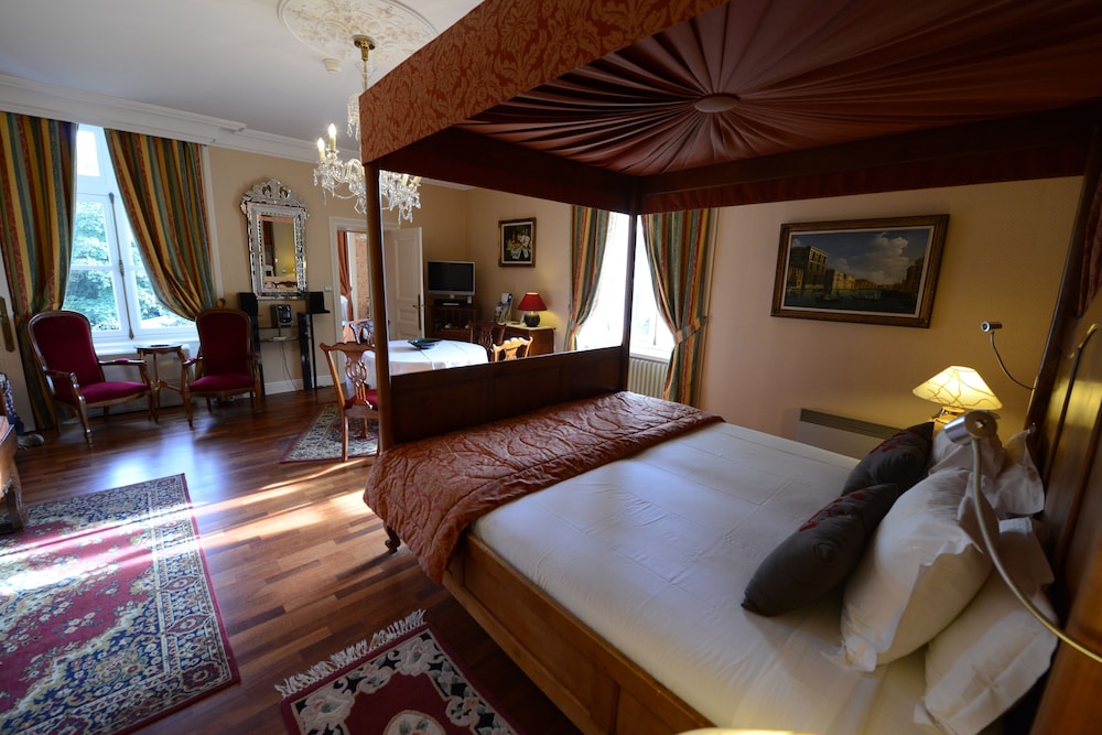 Standard Suite, 1 Double Bed, Garden View photo 2