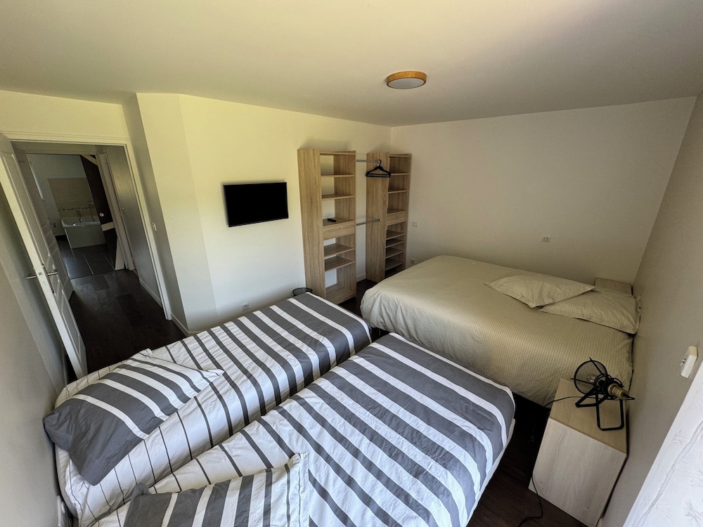 Grande Chambre Familiale avec vue sur Jardin photo 1