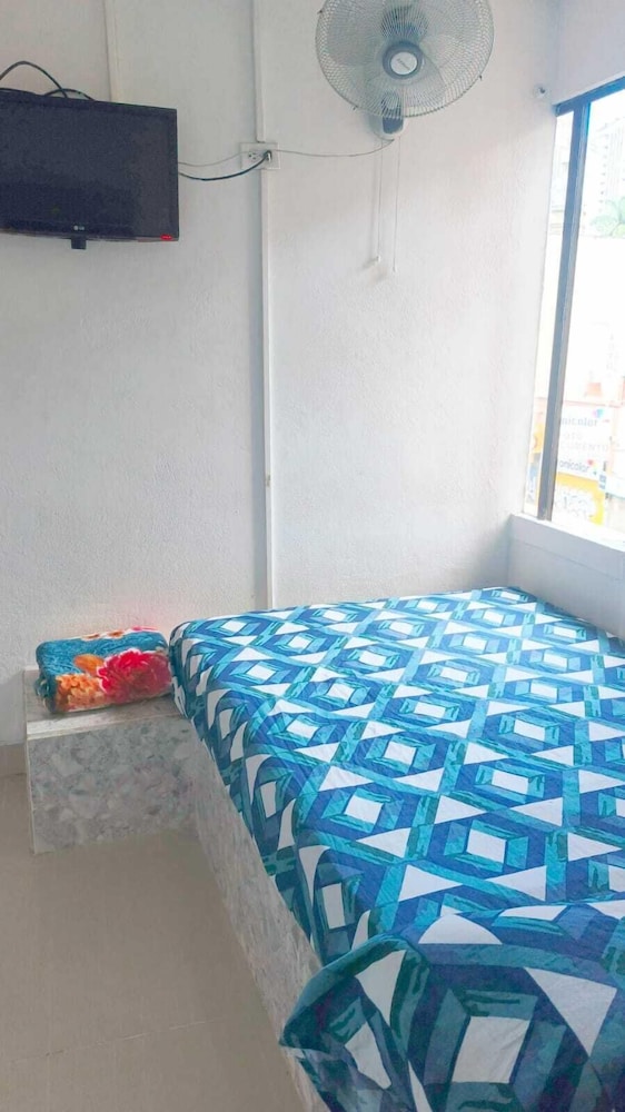 Economy Single Room