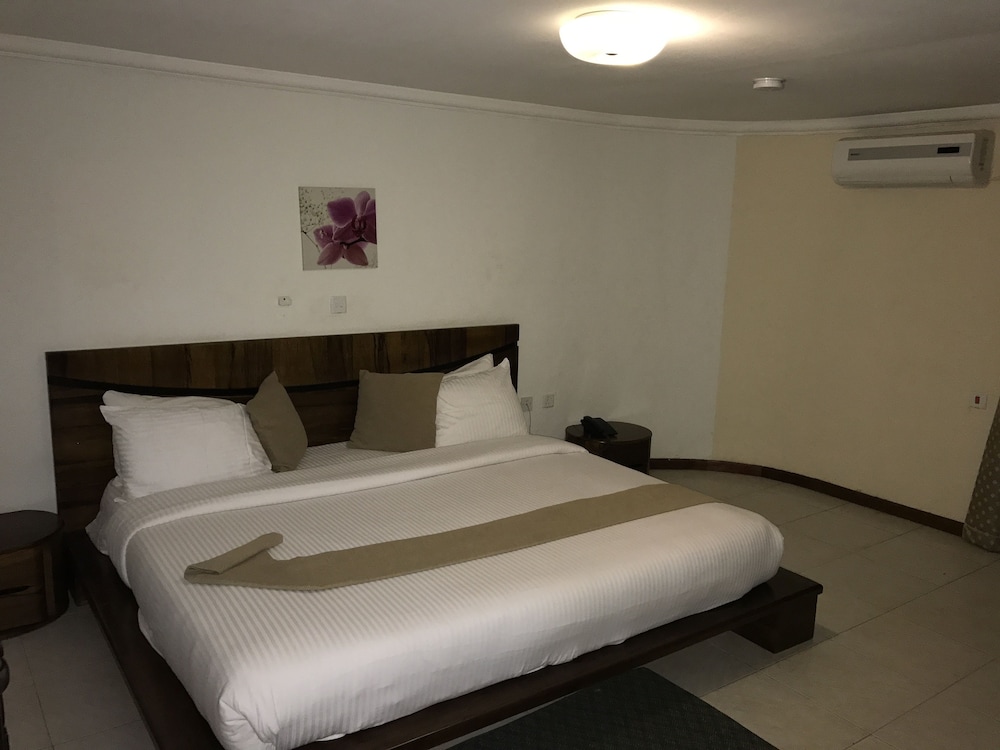 Deluxe Double Room, City View (Superior) photo 2
