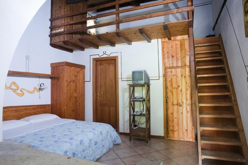 Traditional Apartment, 1 Bedroom (3 pax)