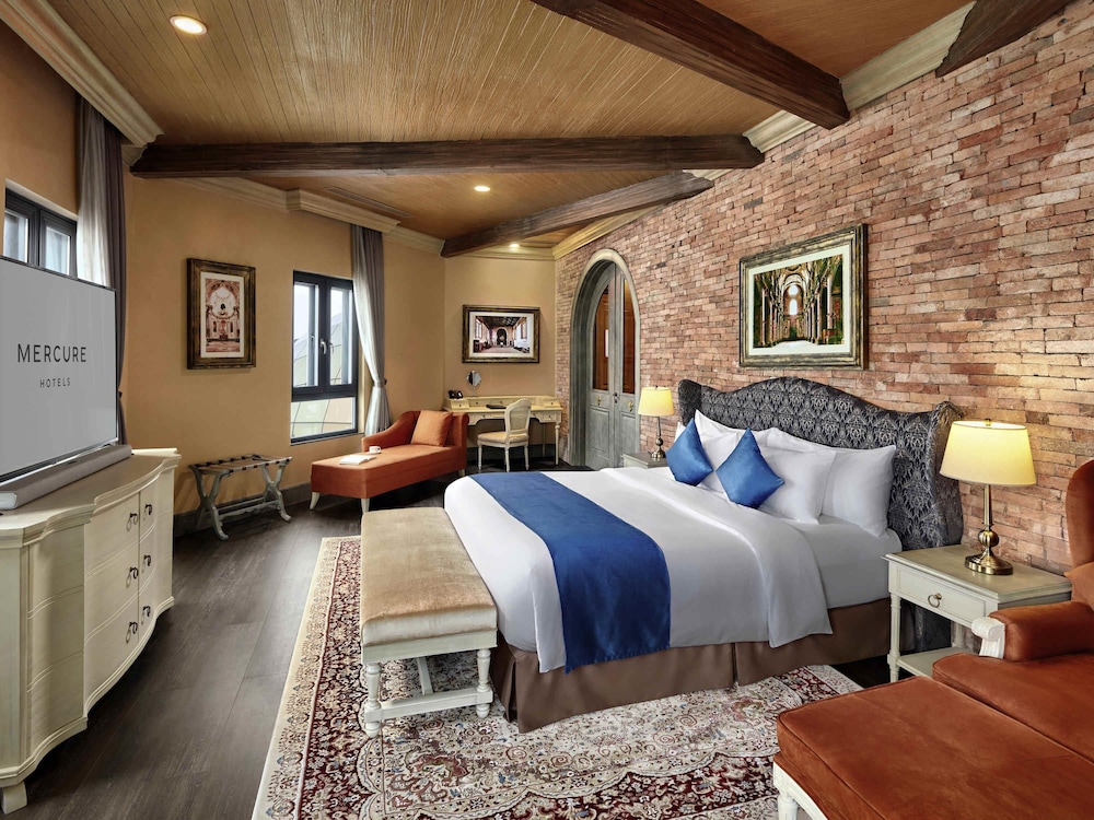 Presidential Suite, 1 Double Bed (French Village View)