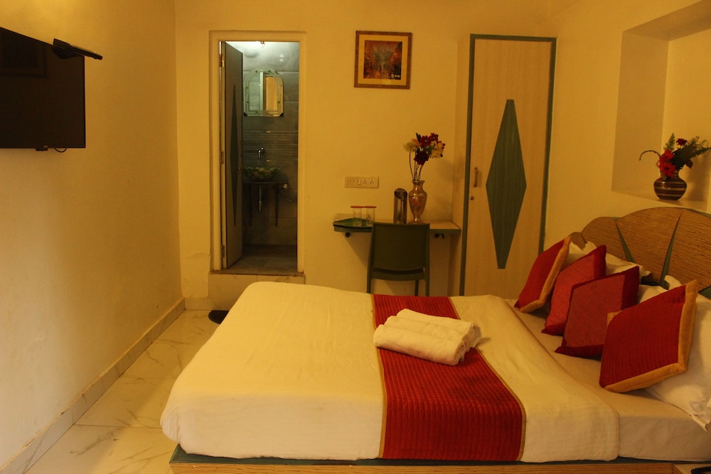 Super Deluxe AC Room photo 1