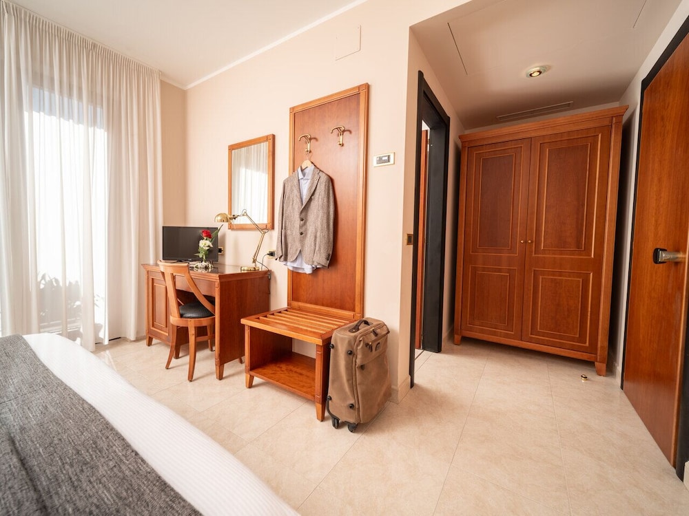 Superior Room, 1 King Bed (Letto Matrimoniale) - Photo 15
