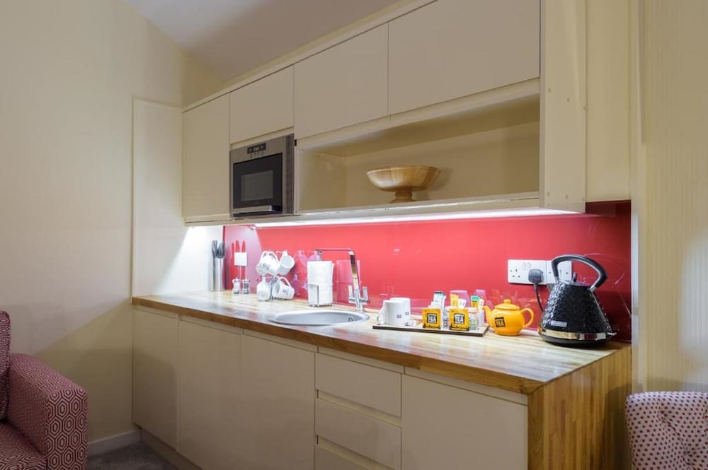 Suite, Multiple Beds, Non Smoking (with Sofabed) photo 2
