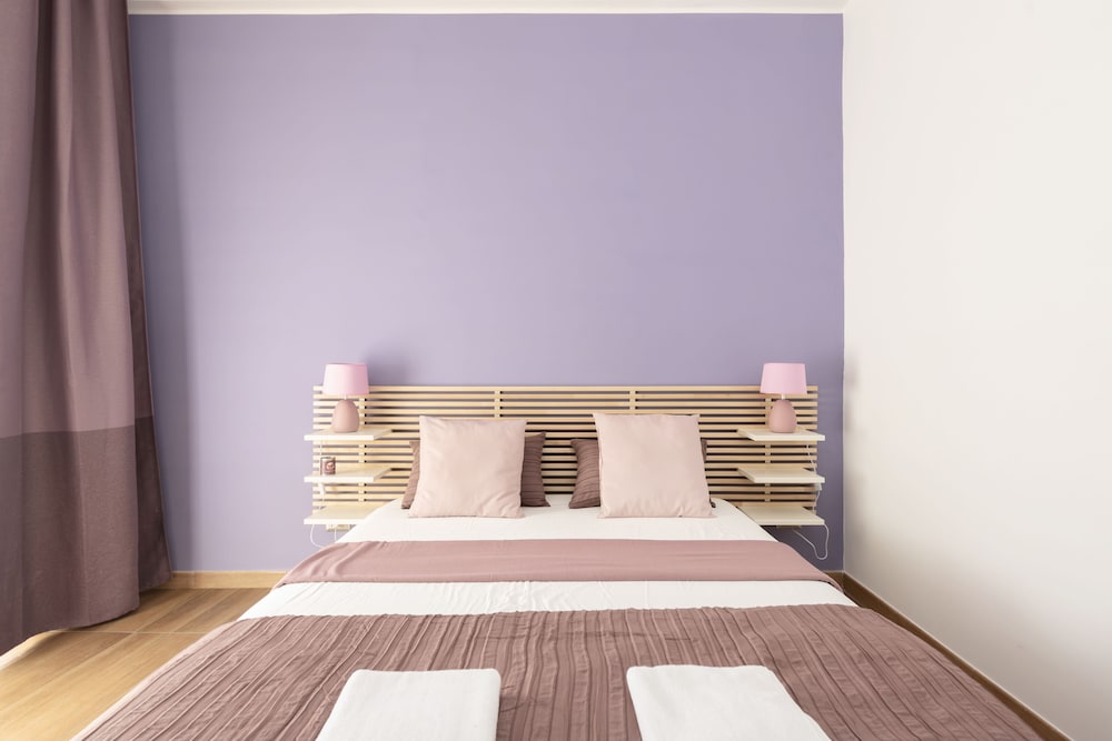 Classic Double Room, 1 Queen Bed, Private Bathroom (External)
