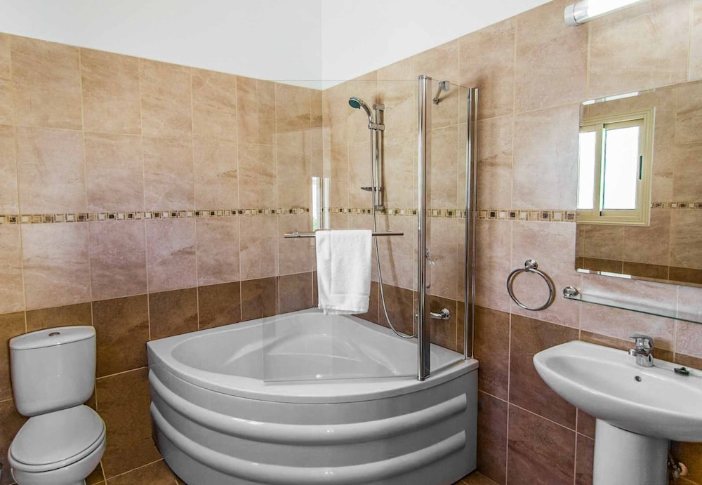 Villa, 3 Bedrooms photo 2