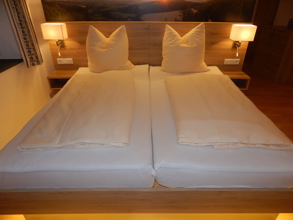 Double Room - Photo 2