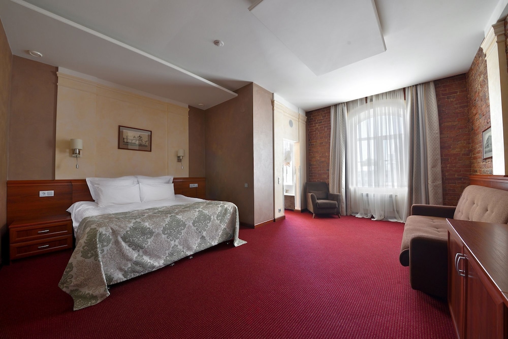 Deluxe Double or Twin Room photo 2