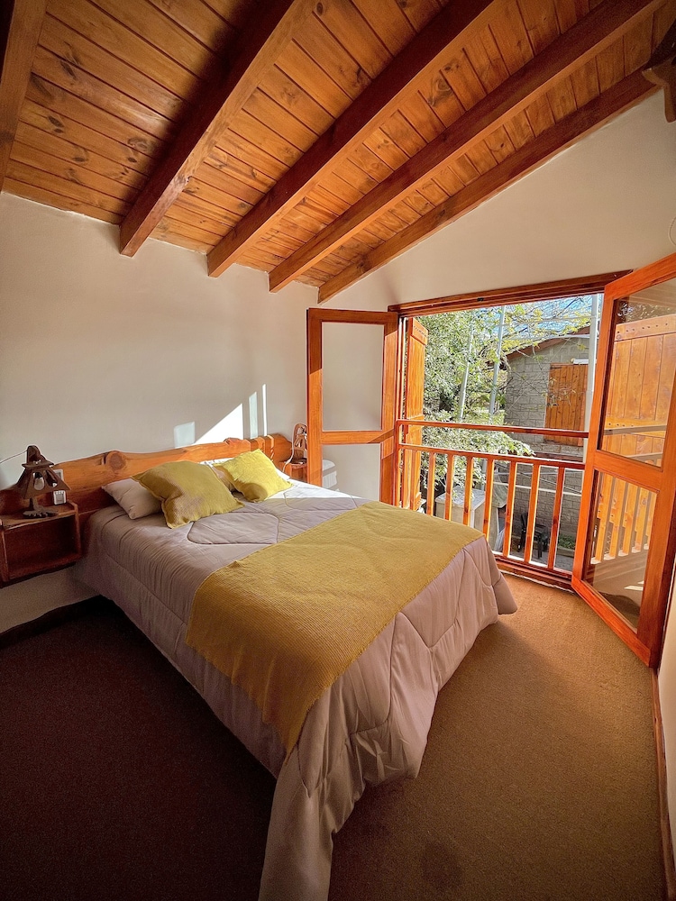 Deluxe Cabin photo 3