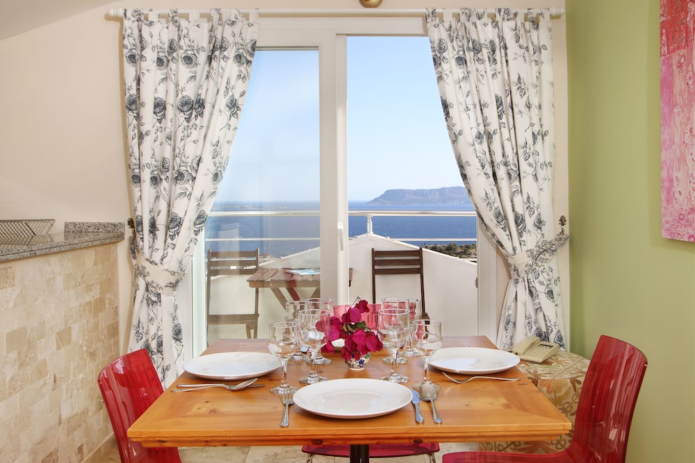 Penthouse, Terrace