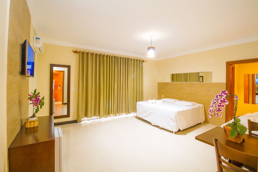 Deluxe Suite - Photo 5