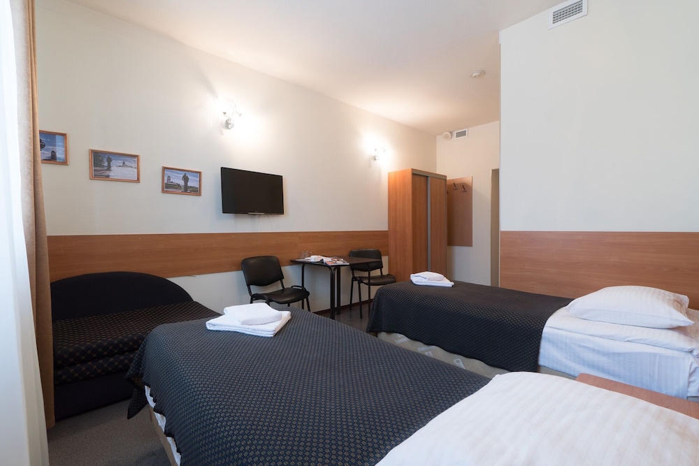 Economy Double or Twin Room photo 2