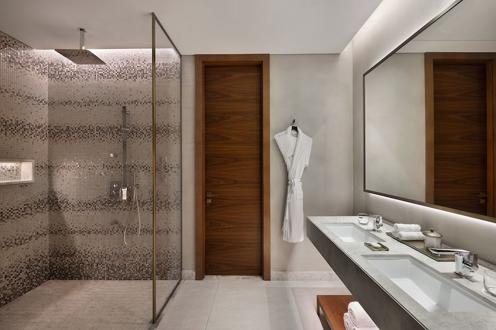 Superior Twin Room, 2 Double Beds - Photo 5