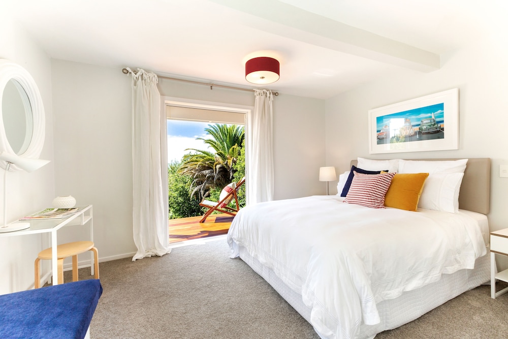 Premium House, Multiple Beds, Partial Ocean View photo 3