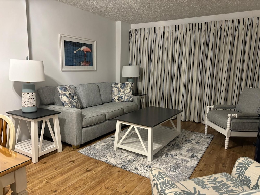 Signature Condo, 2 Bedrooms, Kitchen, Ocean View
