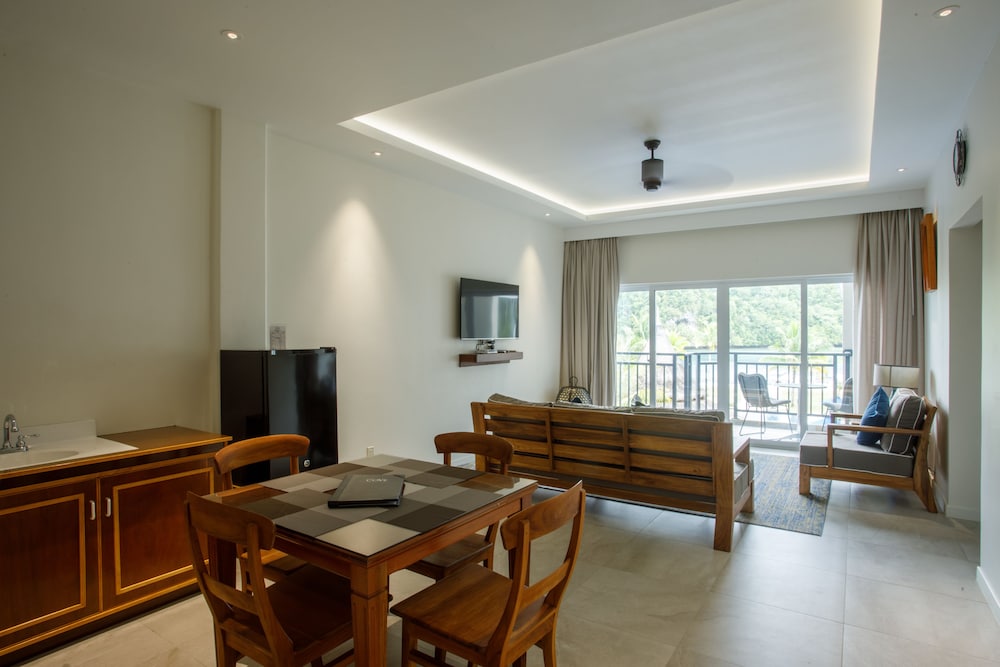 Marina Cove Suite photo 2