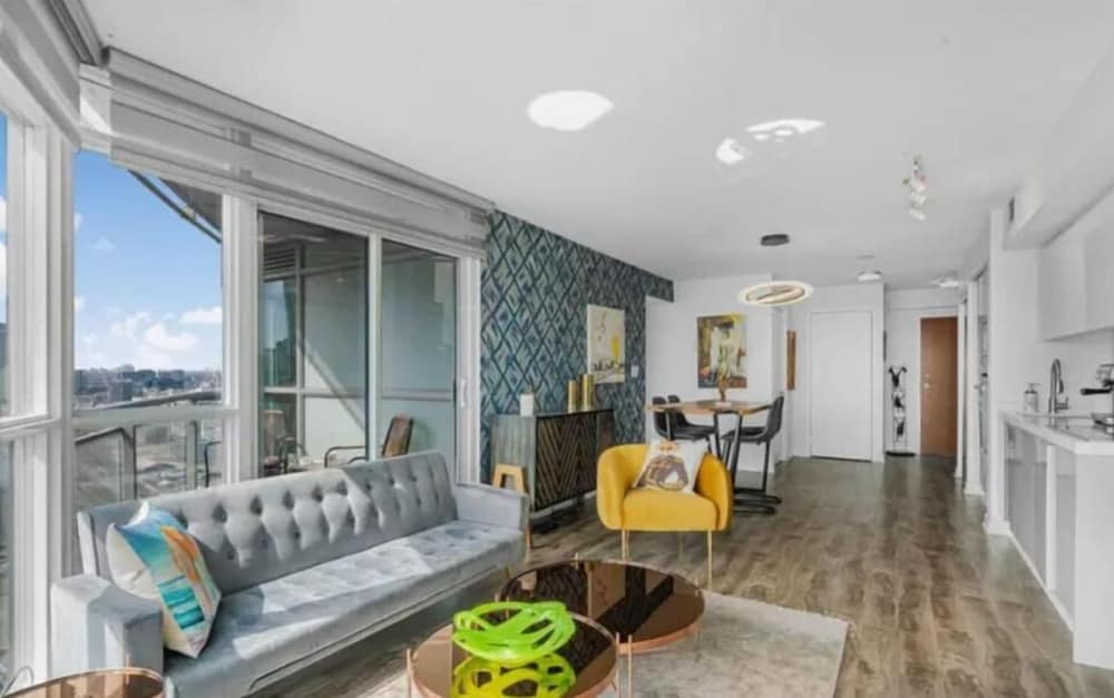 Deluxe Apartment