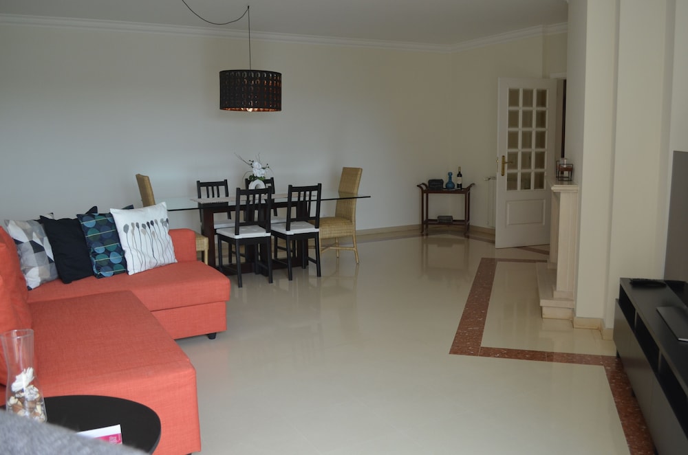 Apartment, 2 Bedrooms, Balcony