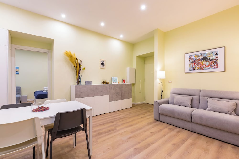 Apartment (1 Bedroom)