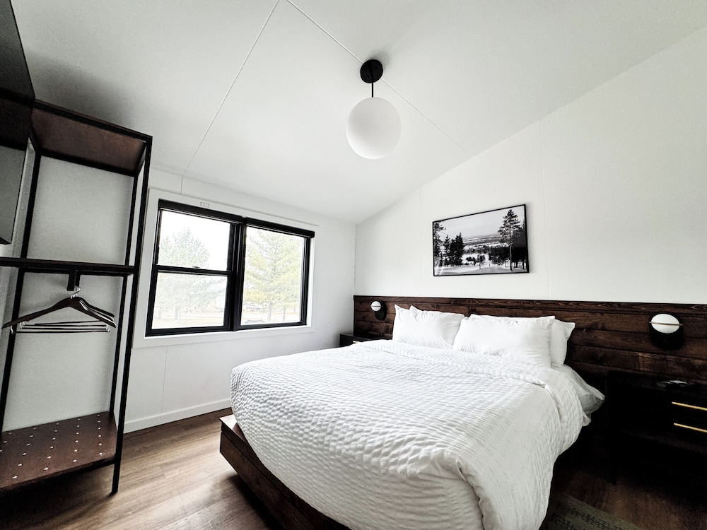 Cabin (Full) - Photo 11