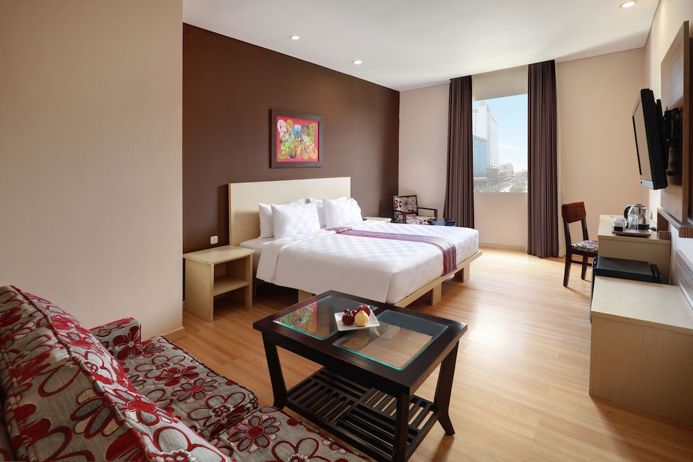 Executive Suite photo 3