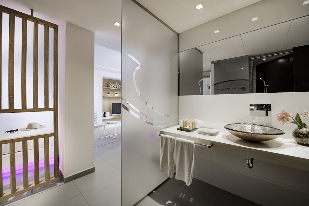 Superior Double Room, Beach View