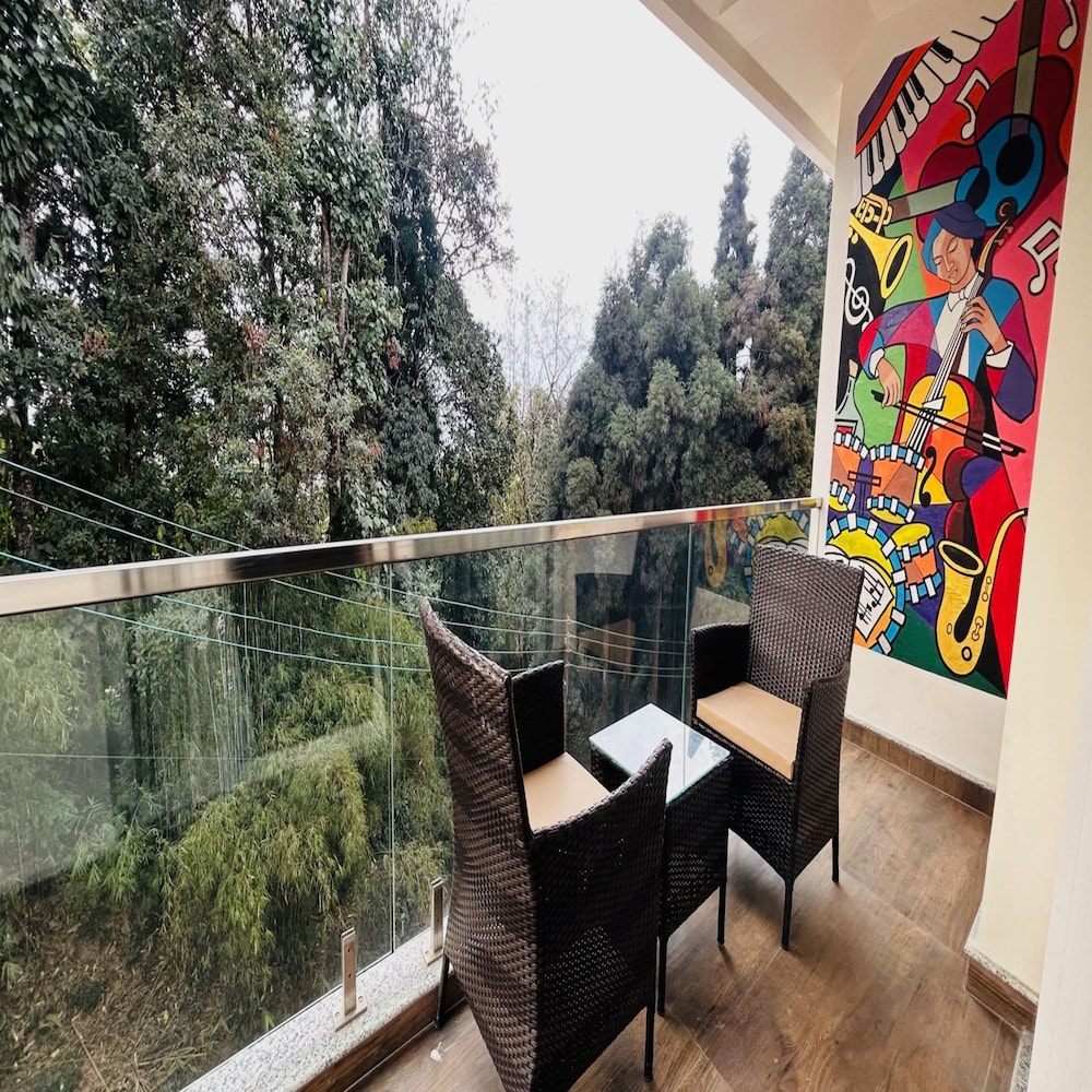 Premium room with forest view - Photo 6