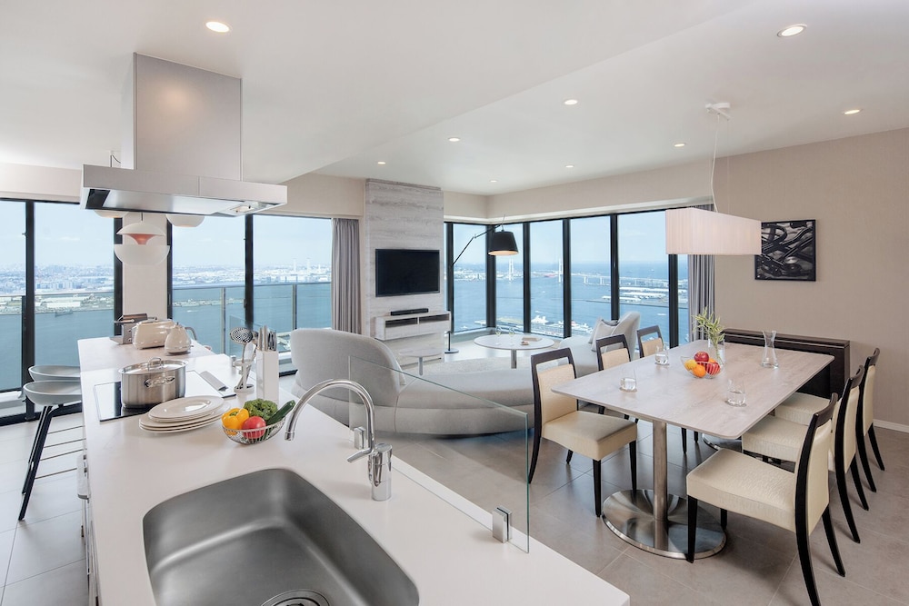 Suite, 3 Bedrooms