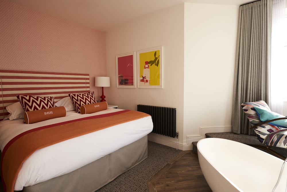 Suite, Sea View, Corner - Photo 2