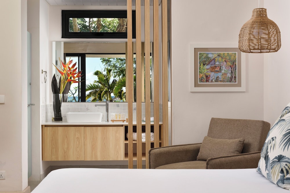 Two-Bedroom Suite with Terrace & Jacuzzi