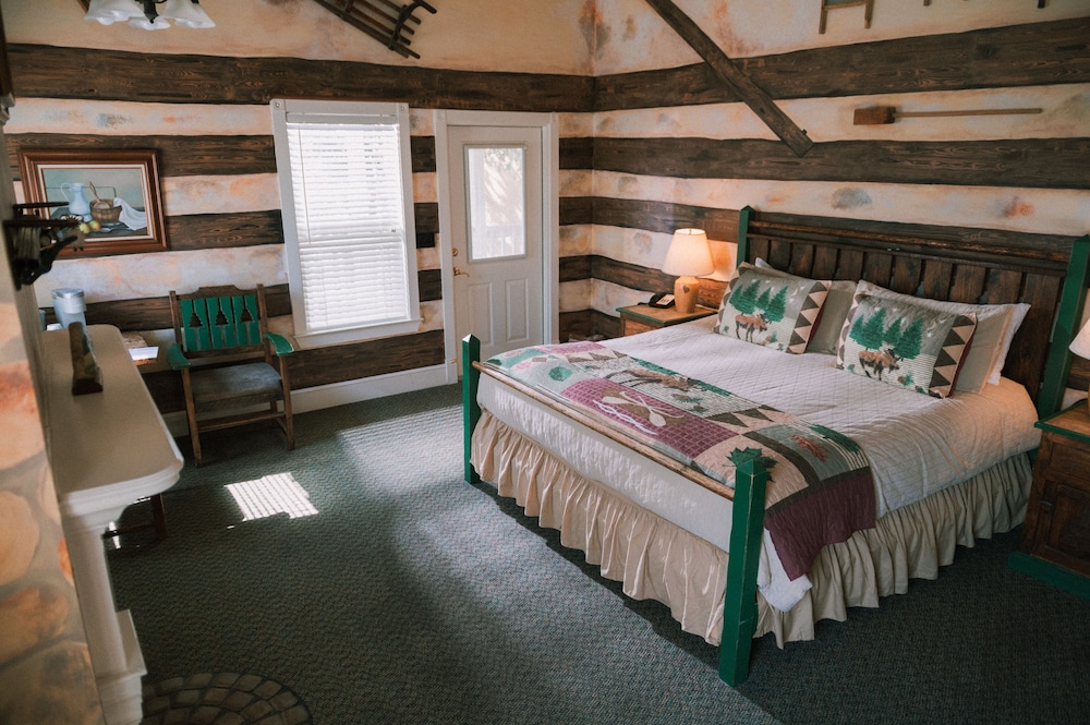 Hill Country Lodge