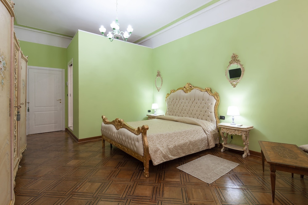 Exclusive Room, Ensuite photo 2
