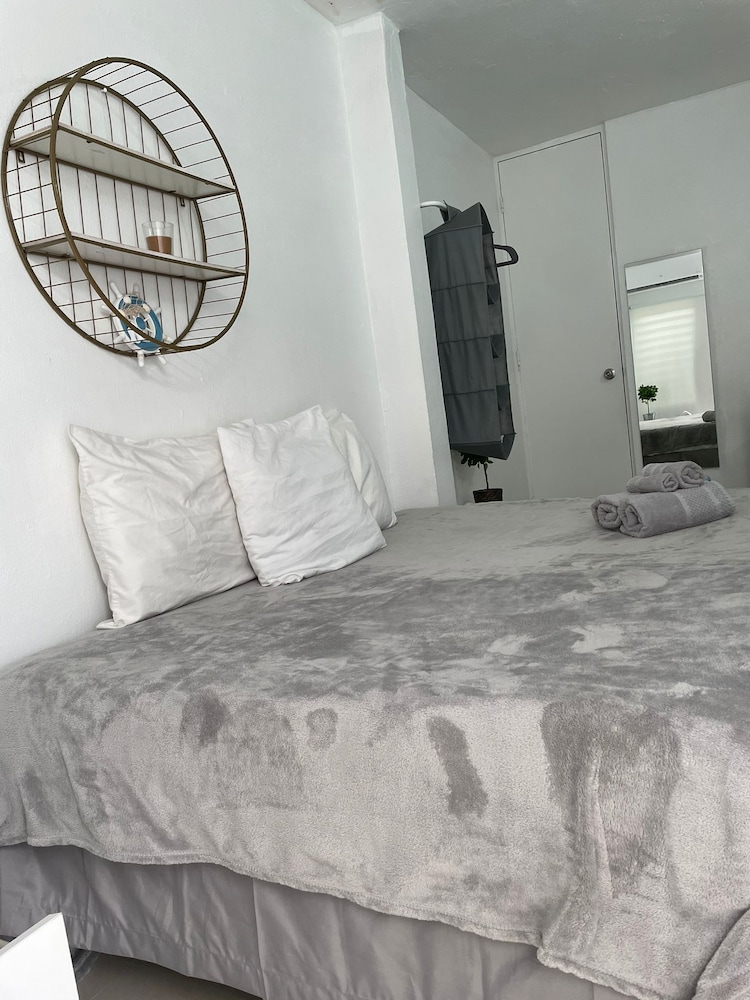 Basic Room photo 3