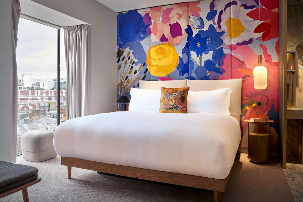 Suite, 1 King Bed (Mayfair)