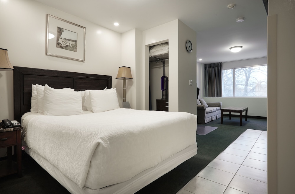 Mini Suite, 1 Queen Bed - Photo 1