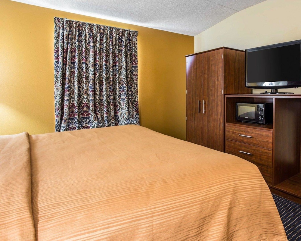Room, 1 King Bed, Accessible, Non Smoking photo 2