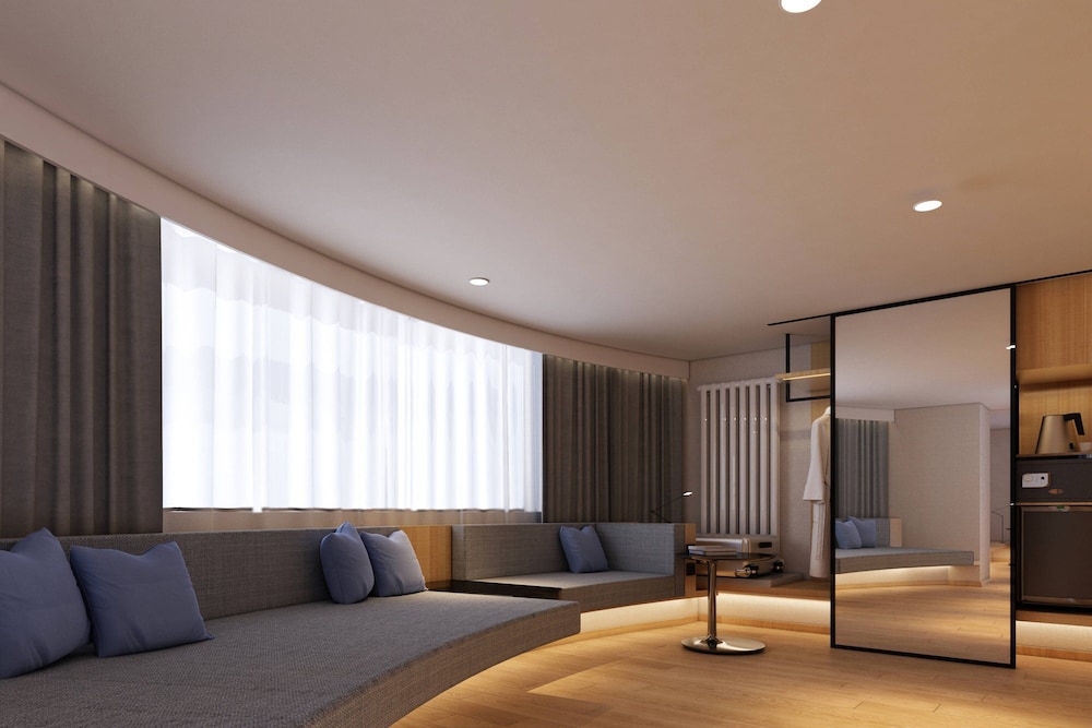 Premium Room, 1 King Bed
