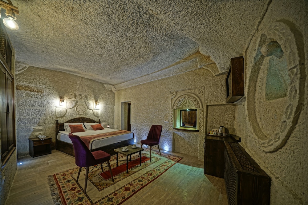 Elite Room